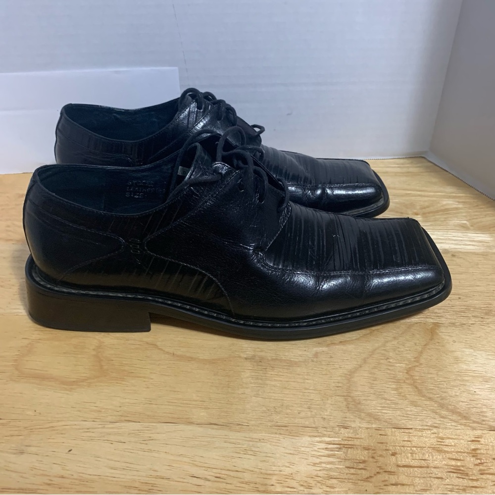 Giovanni Styled In Italy Mens Vero Cubio Black Dress Shoe Sz 9Lace Up